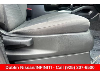 2022 Nissan Frontier S