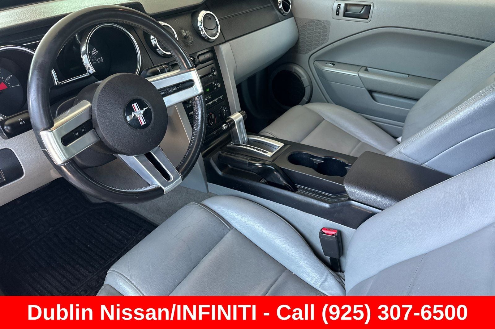 2006 Ford Mustang V6