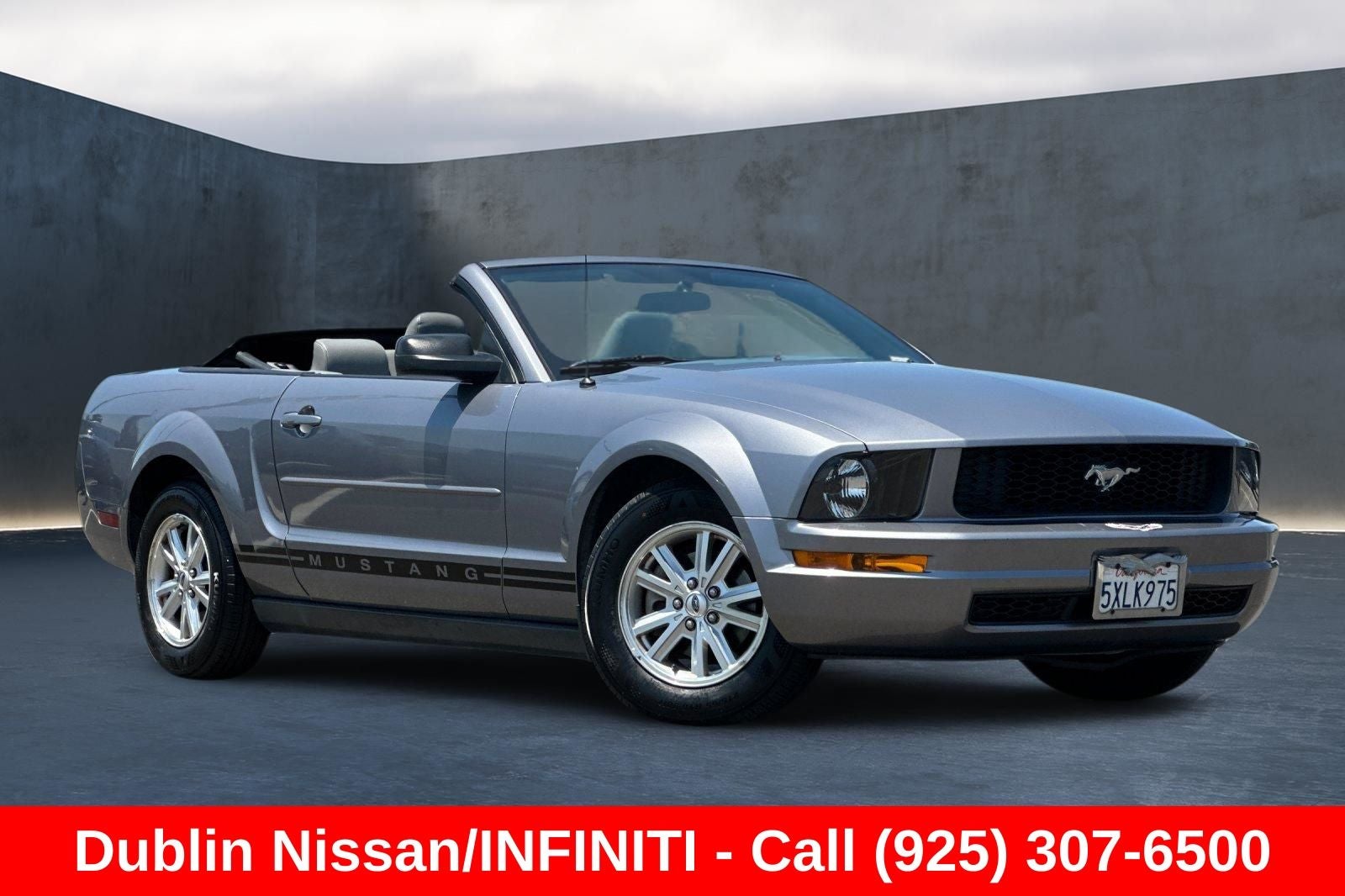 2006 Ford Mustang V6