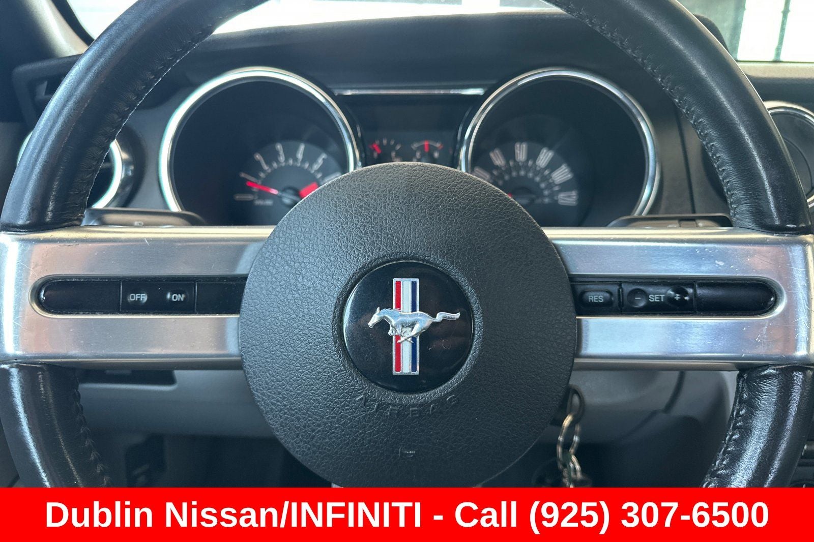 2006 Ford Mustang V6
