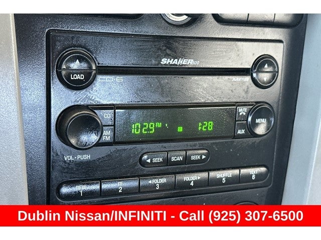 2006 Ford Mustang V6