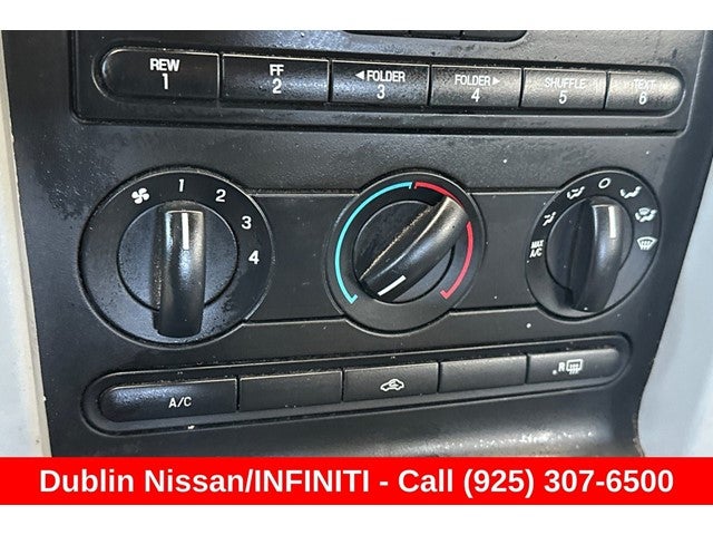 2006 Ford Mustang V6