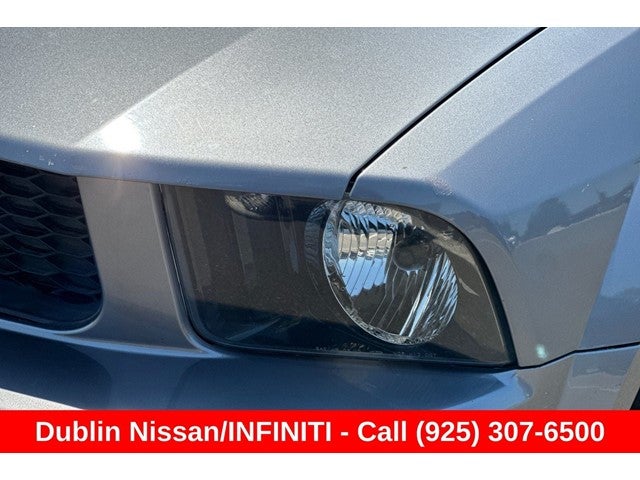 2006 Ford Mustang V6