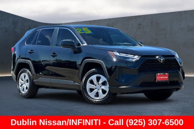 2025 Toyota RAV4 LE