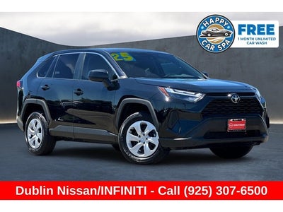 2025 Toyota RAV4 LE