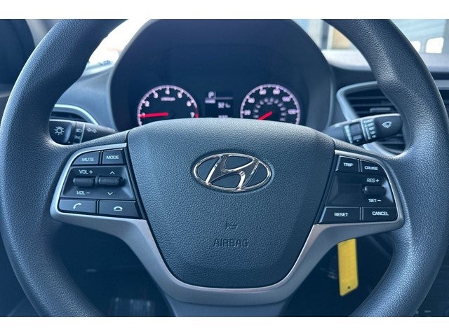 2022 Hyundai Accent SE