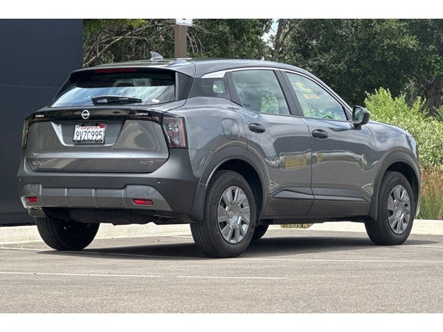2025 Nissan Kicks S