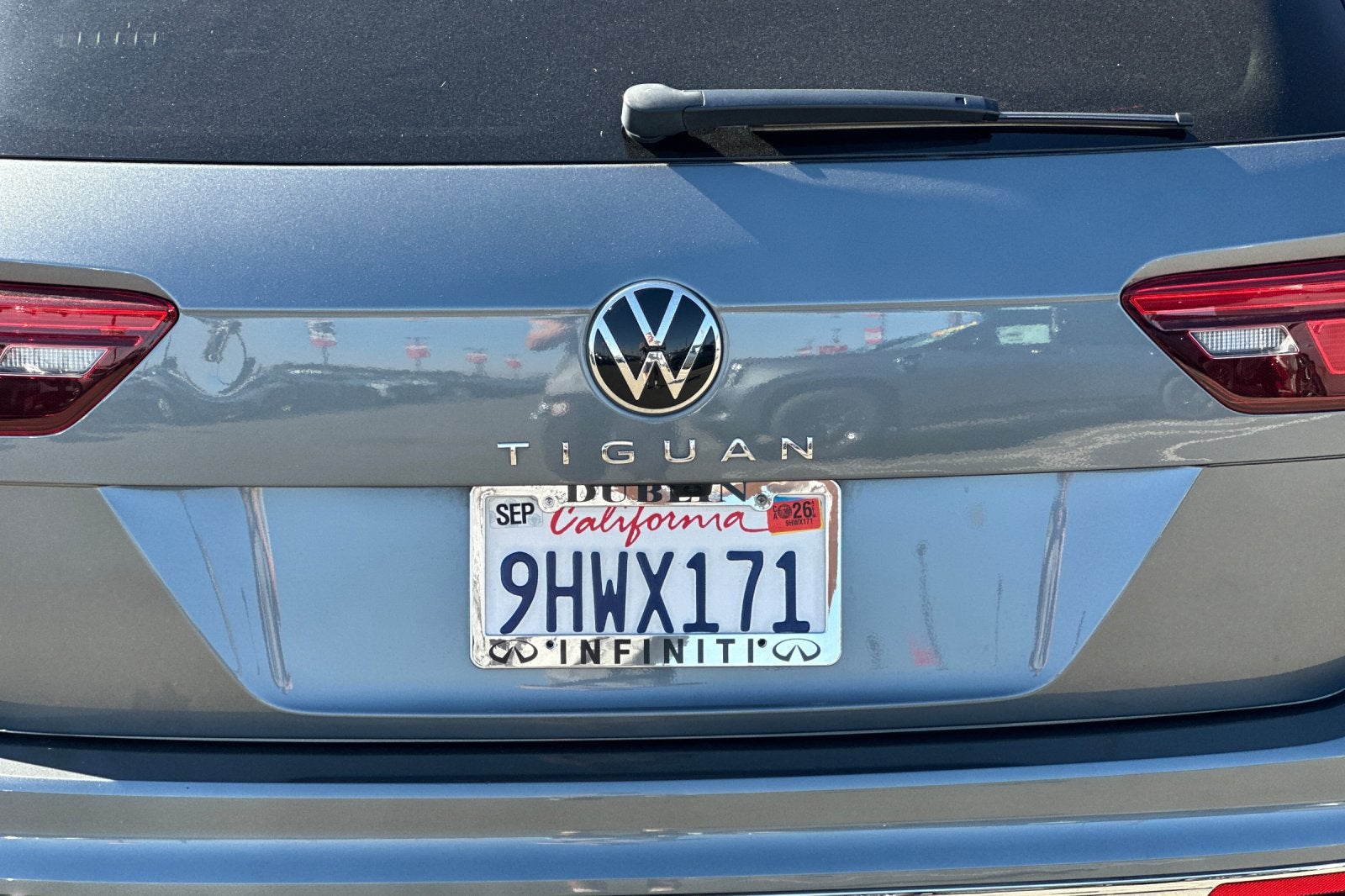 2023 Volkswagen Tiguan 2.0T SE