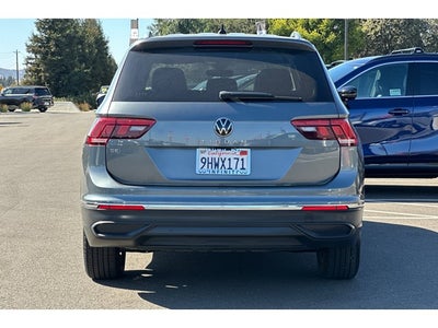 2023 Volkswagen Tiguan 2.0T SE