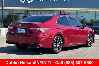 2018 Toyota Camry SE