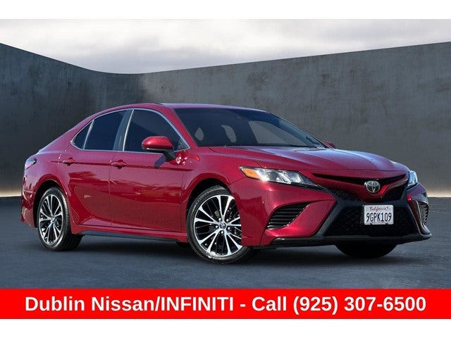 2018 Toyota Camry SE