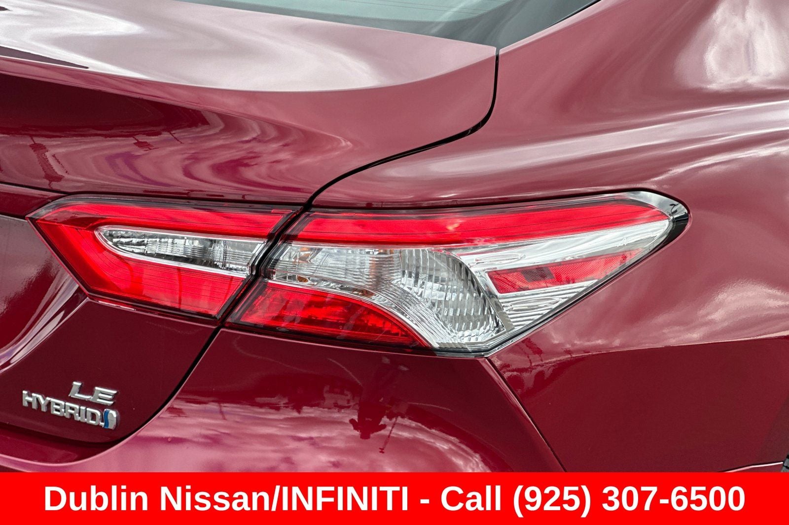 2020 Toyota Camry Hybrid LE