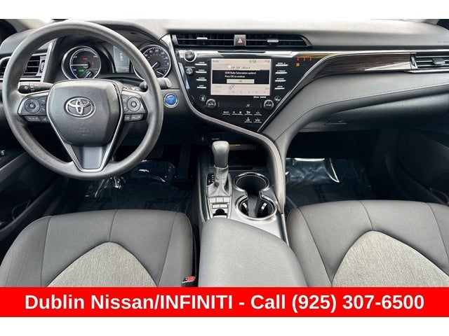 2020 Toyota Camry Hybrid LE