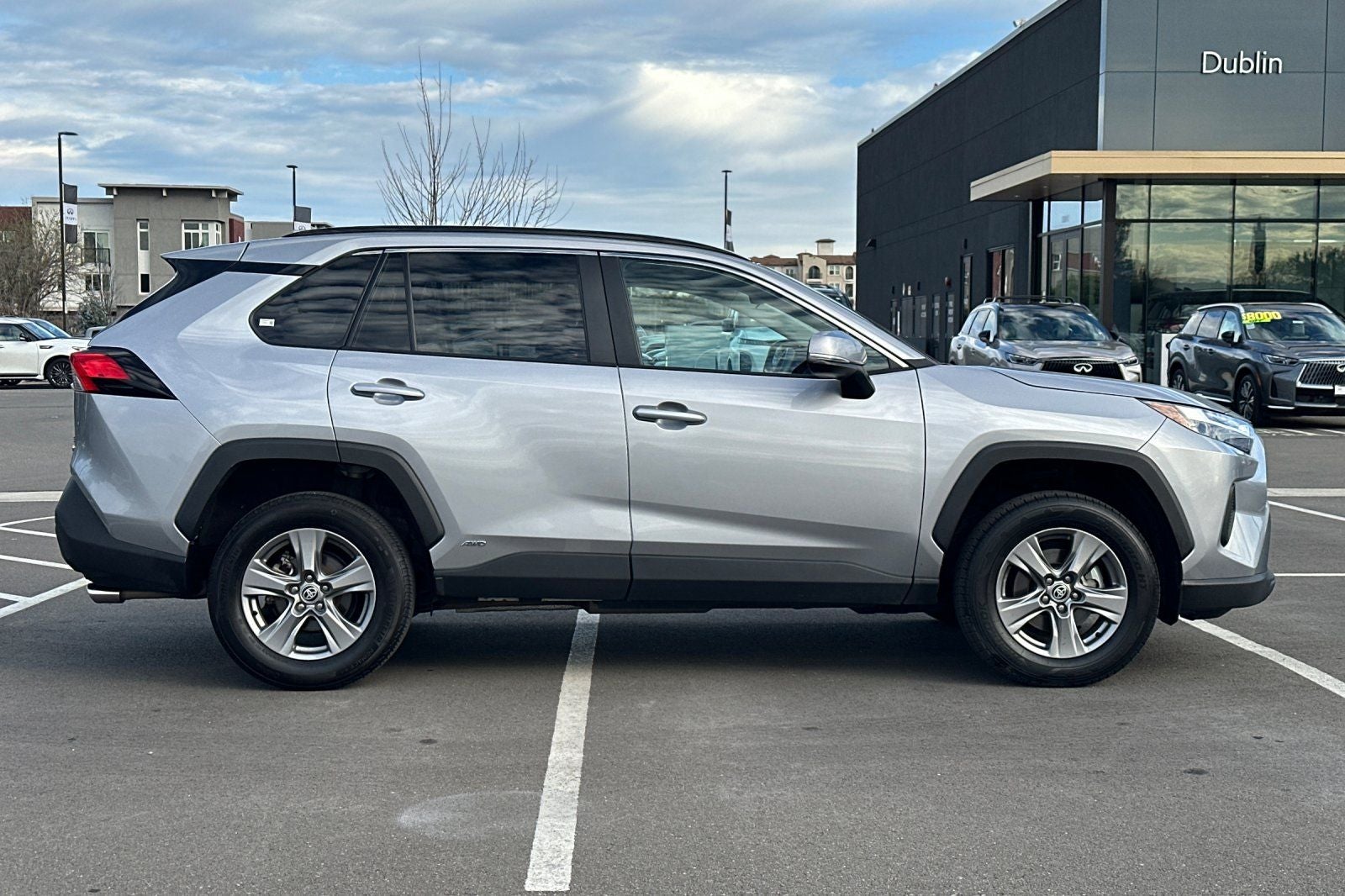 2024 Toyota RAV4 Hybrid XLE