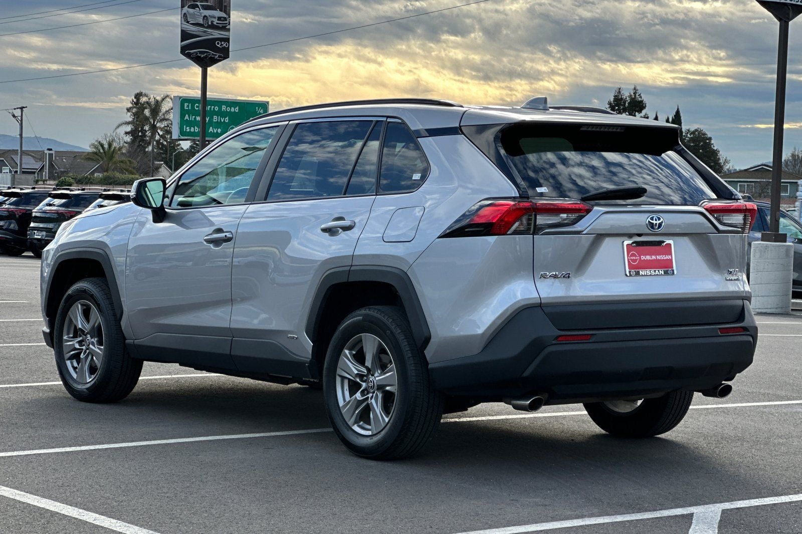 2024 Toyota RAV4 Hybrid XLE