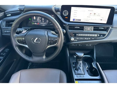 2025 Lexus ES 300h