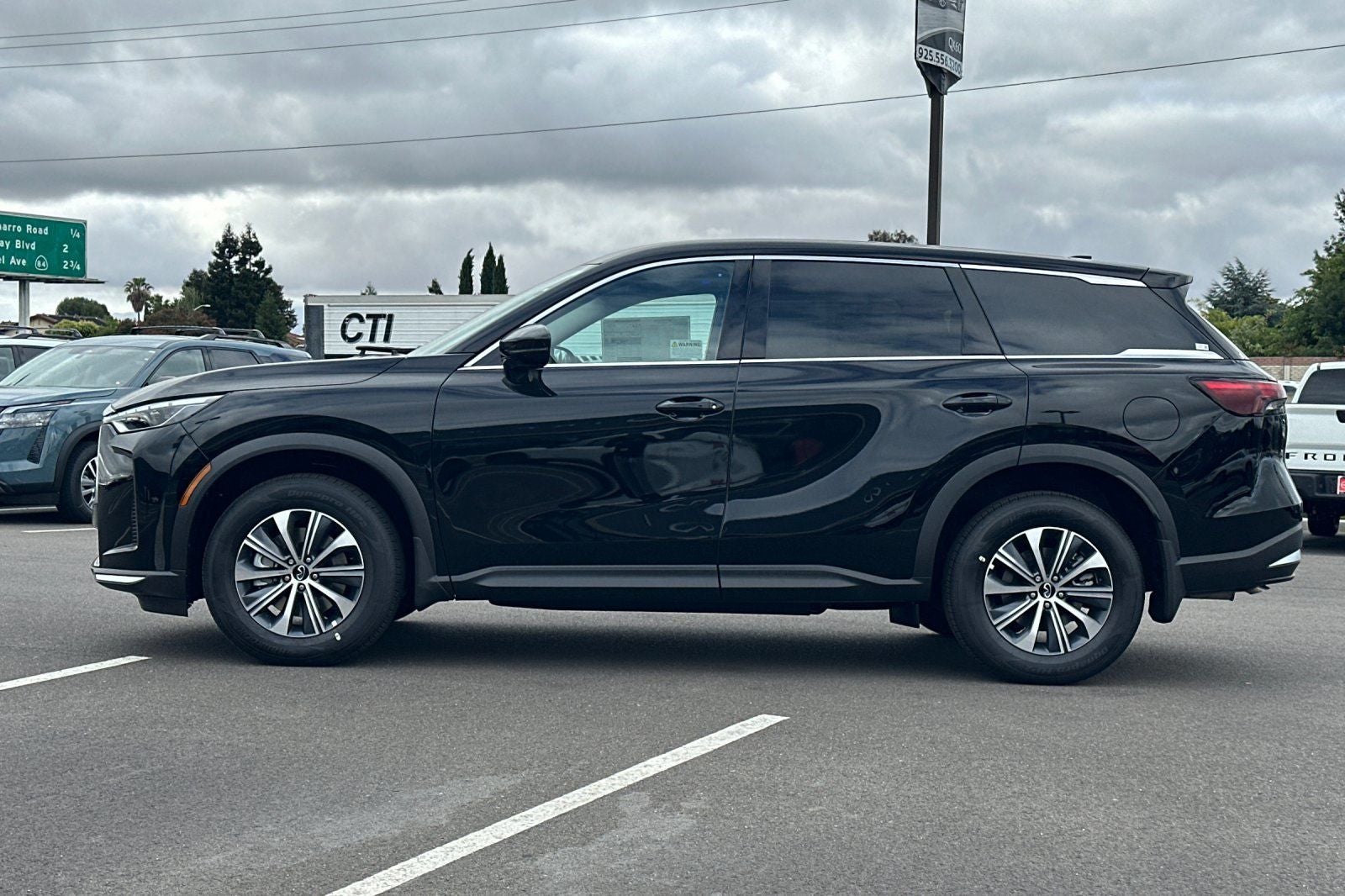 2027 INFINITI QX60 Pure AWD