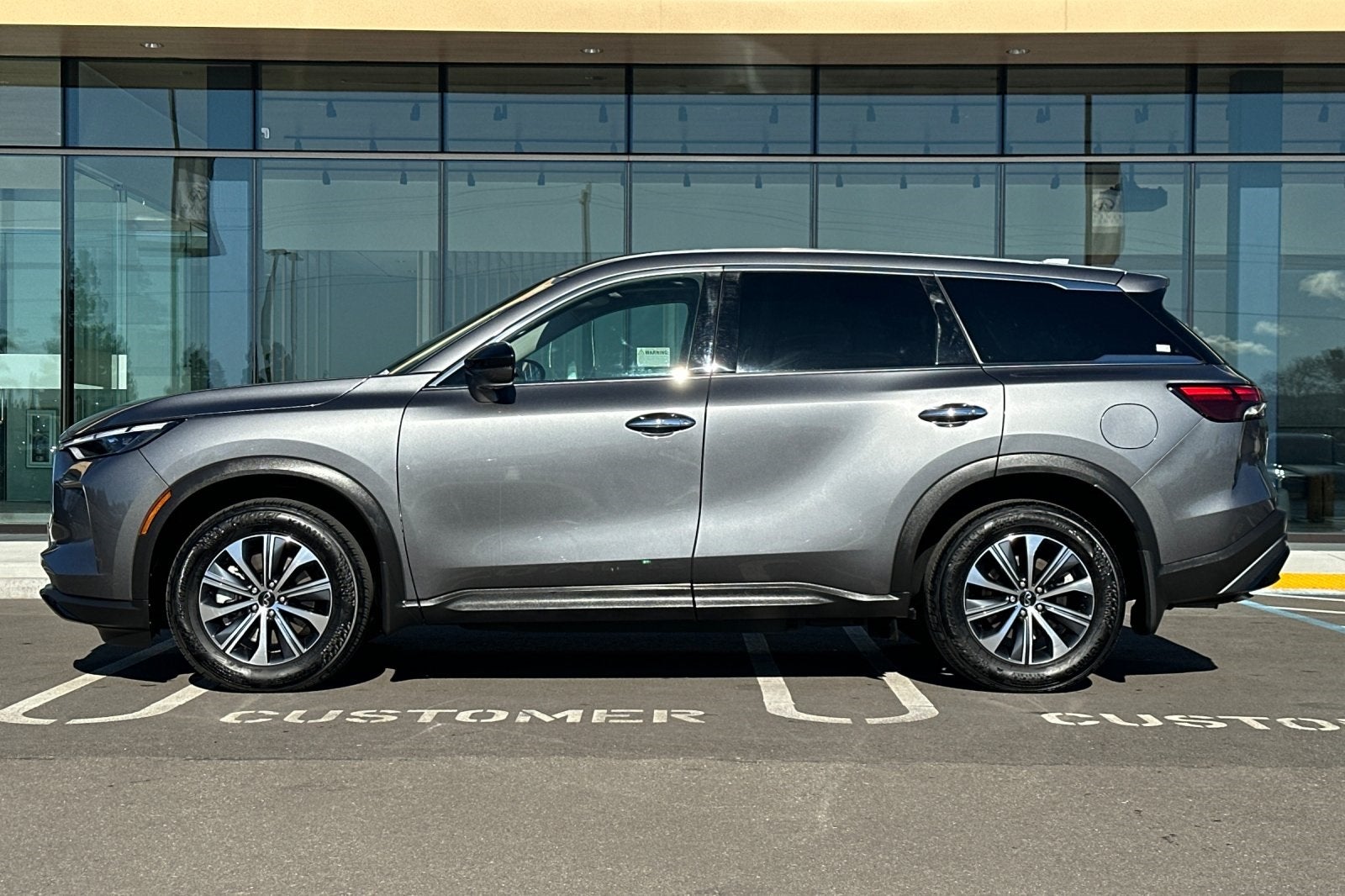 2025 INFINITI QX60 Pure AWD