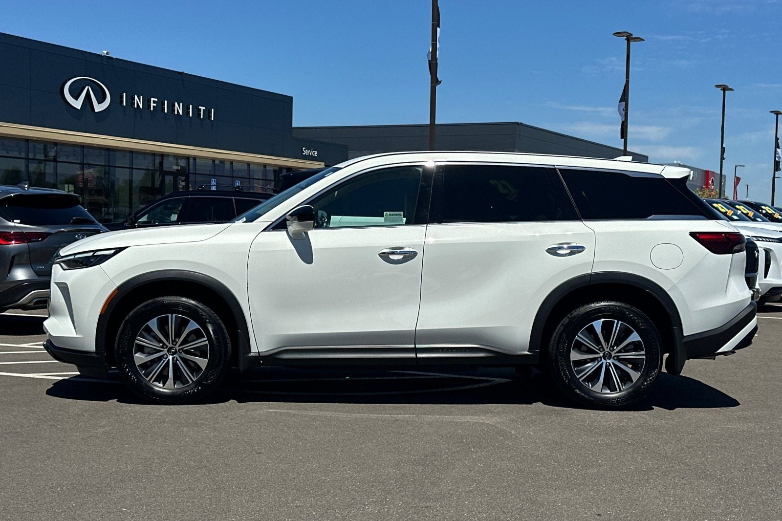2025 INFINITI QX60 Pure AWD