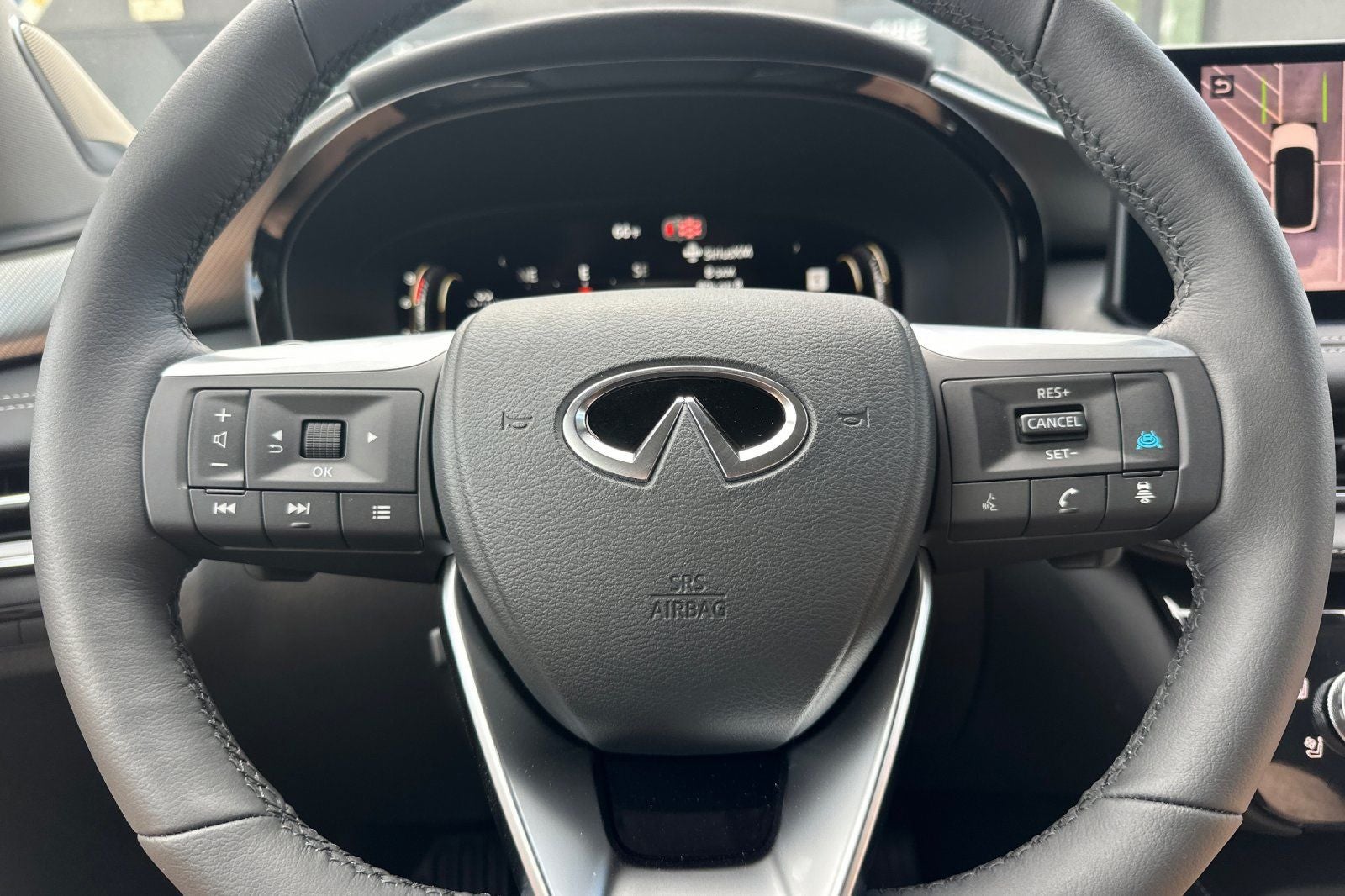 2027 INFINITI QX60 Luxe AWD
