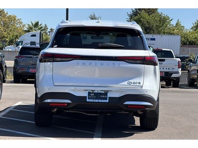 2027 INFINITI QX60 Luxe AWD