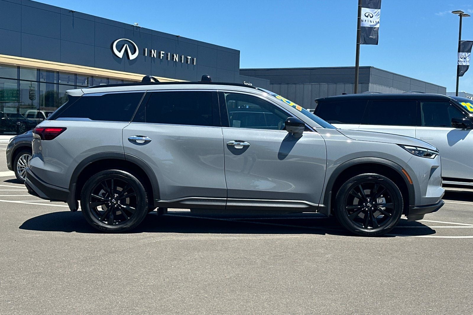 2025 INFINITI QX60 Luxe AWD