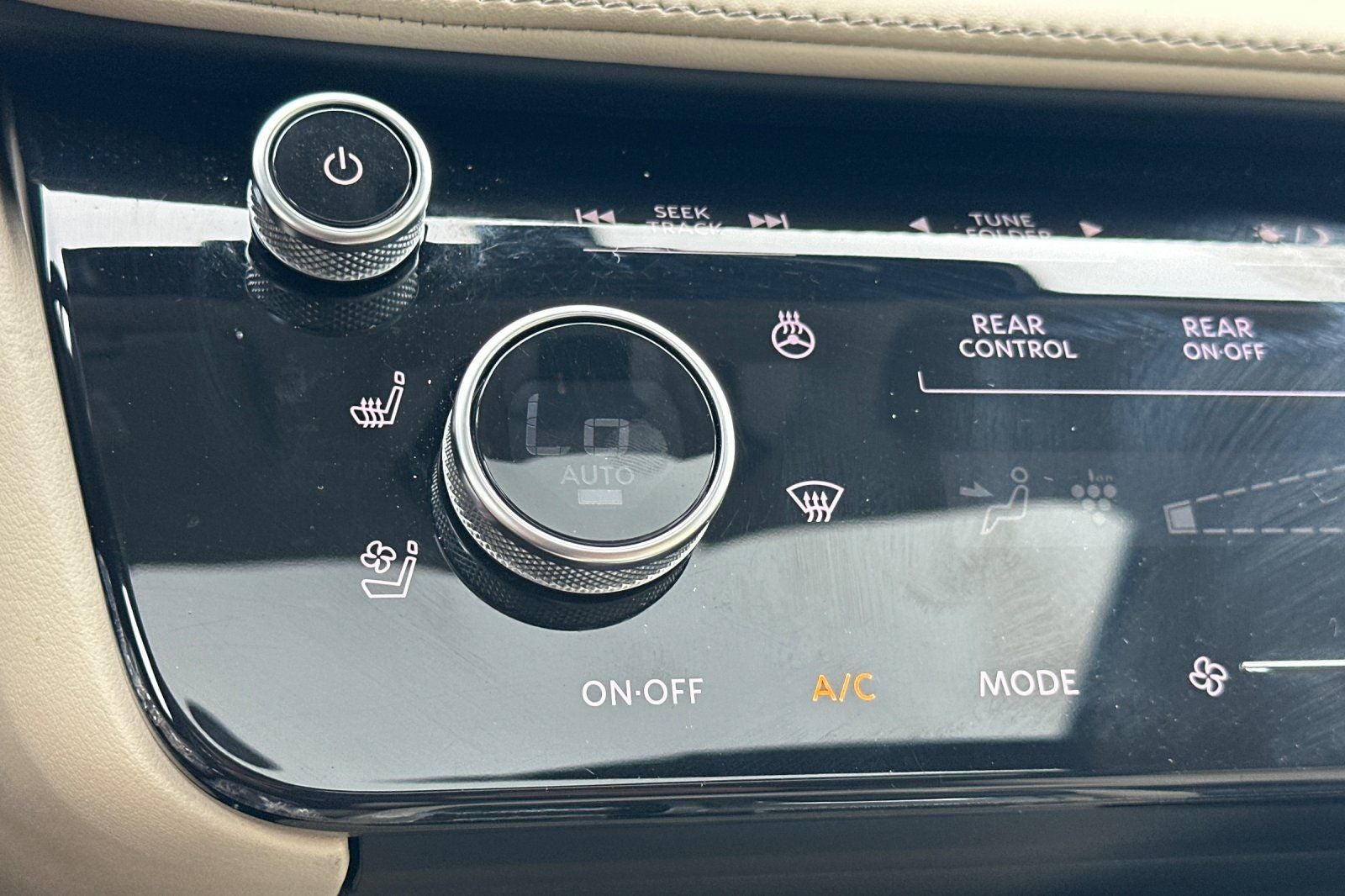 2025 INFINITI QX60 Sensory AWD