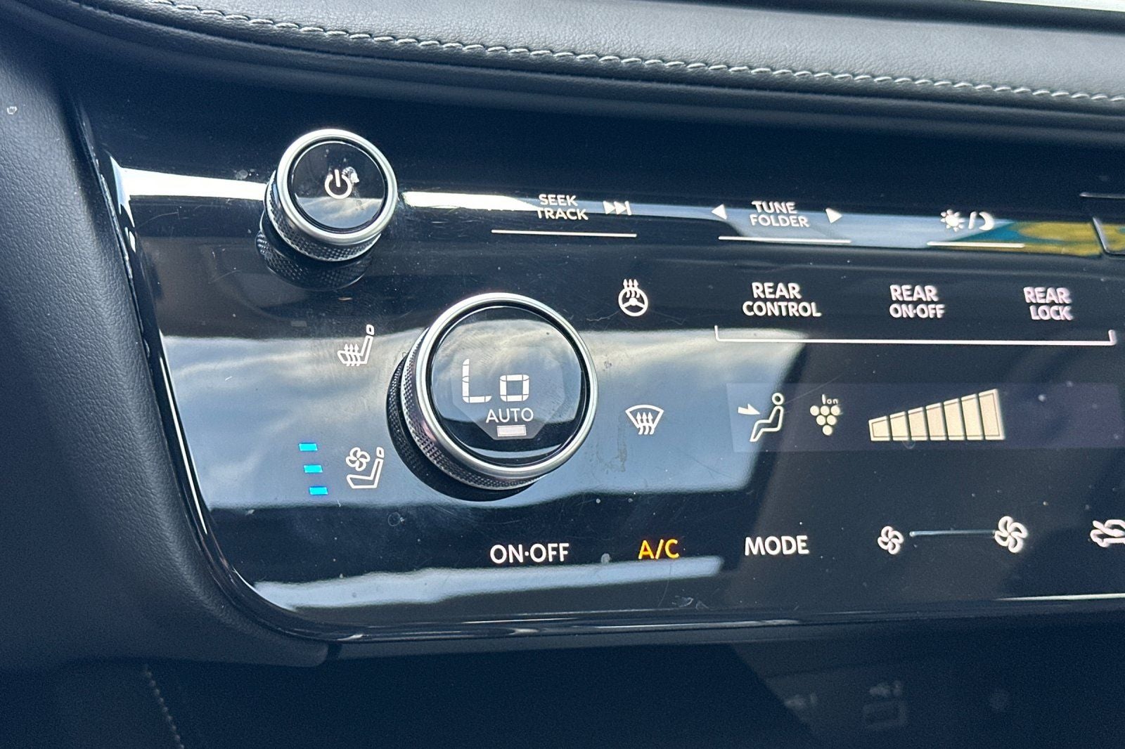 2025 INFINITI QX60 Sensory AWD