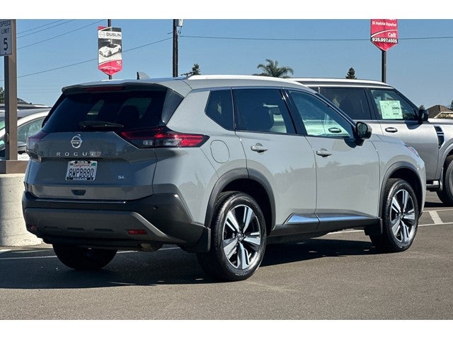 2021 Nissan Rogue SL