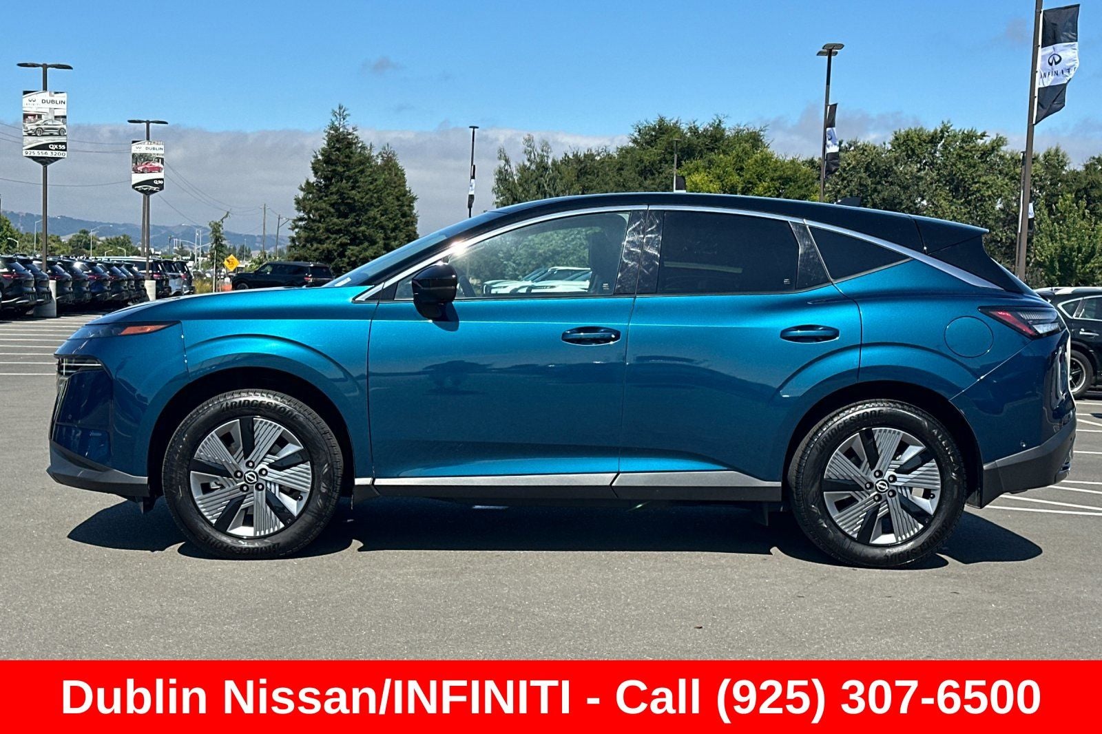 2025 Nissan Murano SL