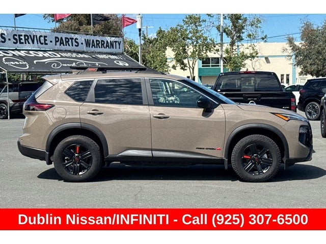 2025 Nissan Rogue Rock Creek