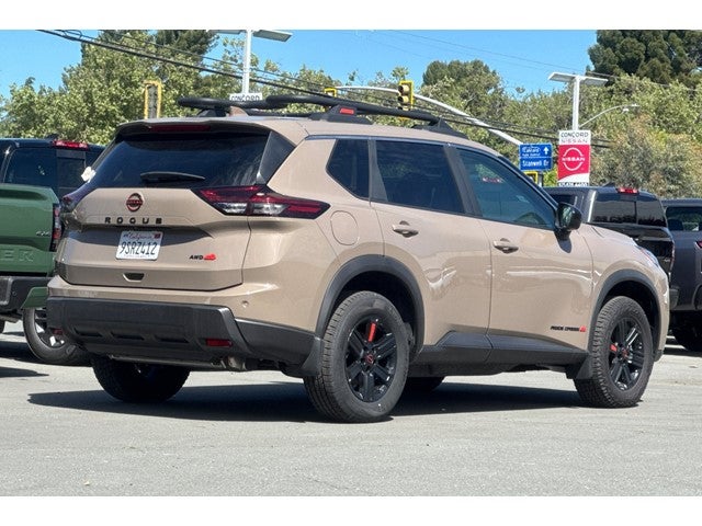 2025 Nissan Rogue Rock Creek