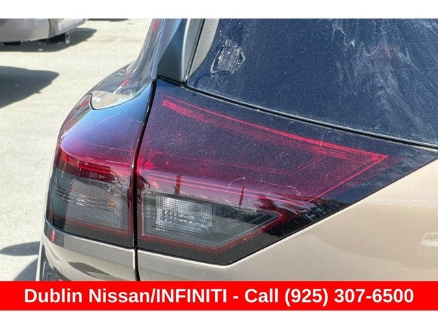 2025 Nissan Rogue Rock Creek
