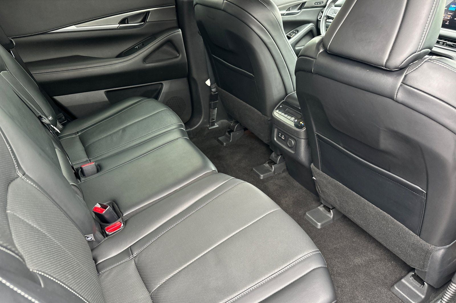 2023 INFINITI QX60 LUXE FWD