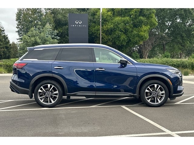 2023 INFINITI QX60 LUXE FWD