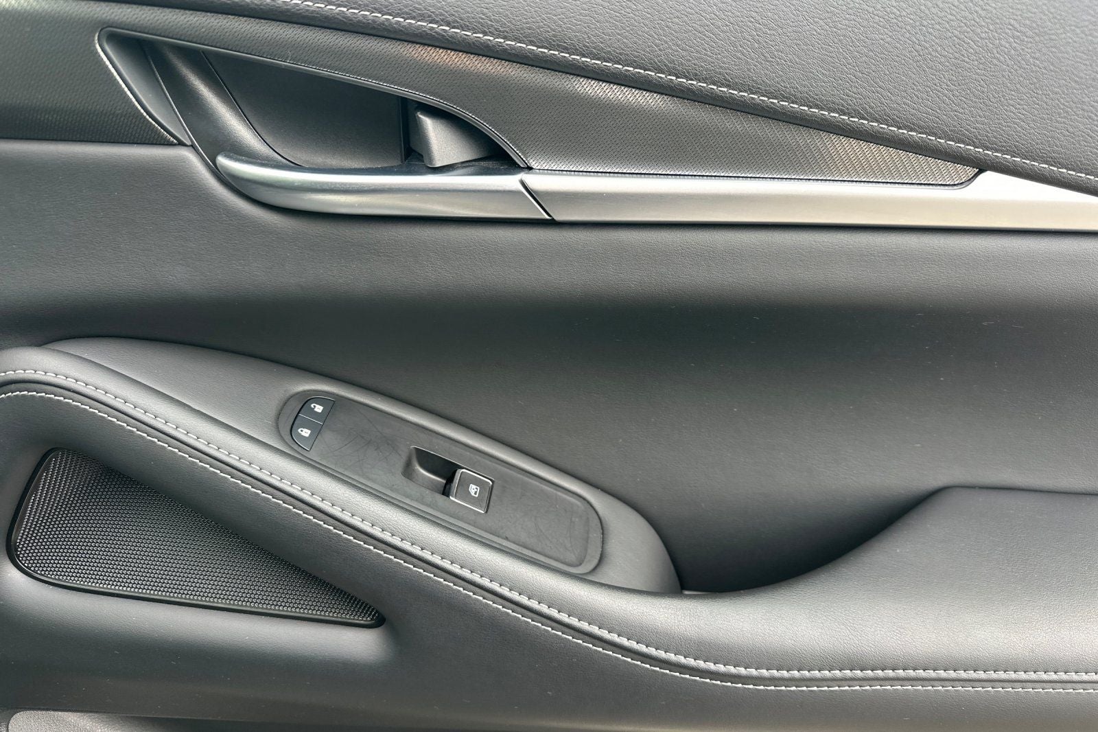 2023 INFINITI QX60 LUXE FWD