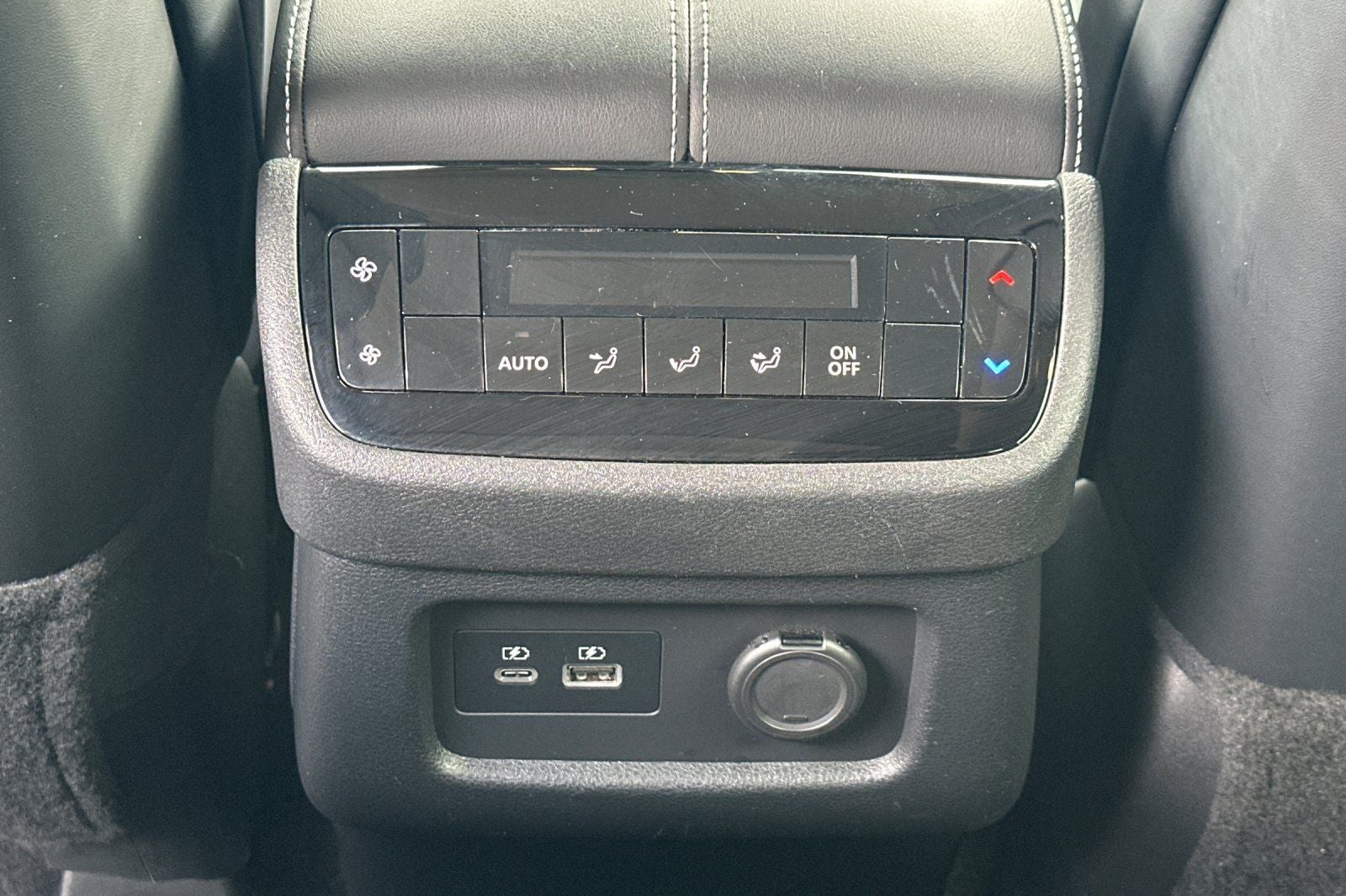 2023 INFINITI QX60 LUXE FWD