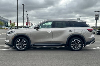 2023 INFINITI QX60 LUXE FWD