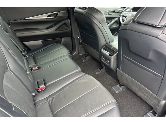 2023 INFINITI QX60 LUXE FWD