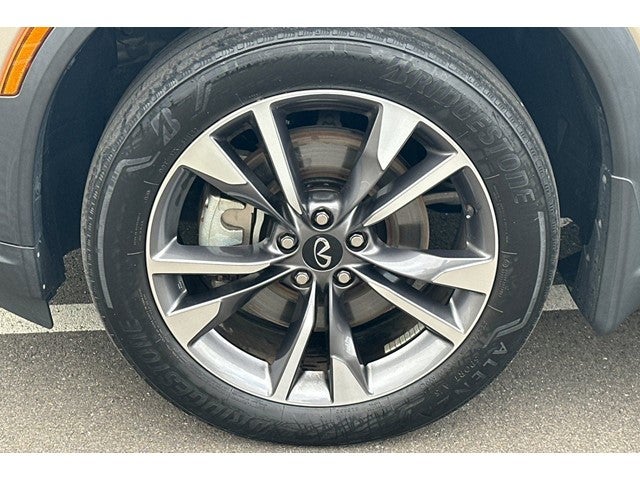 2023 INFINITI QX60 LUXE FWD