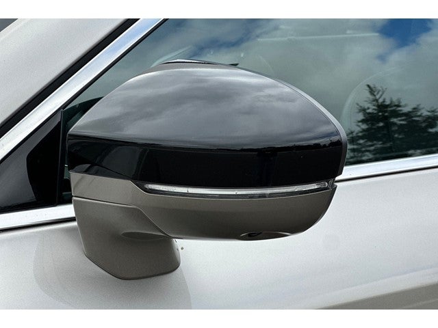 2023 INFINITI QX60 LUXE FWD