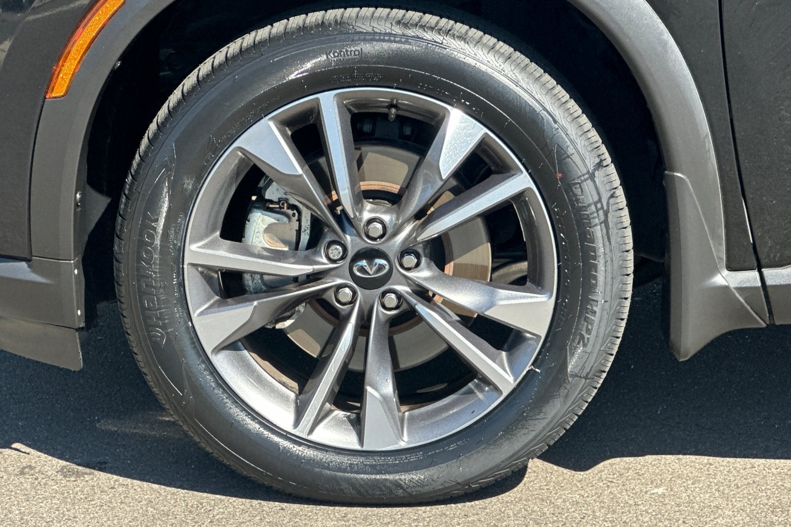 2023 INFINITI QX60 LUXE FWD