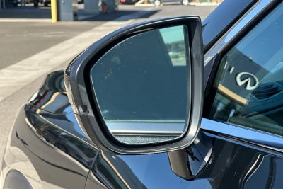 2023 INFINITI QX60 LUXE FWD