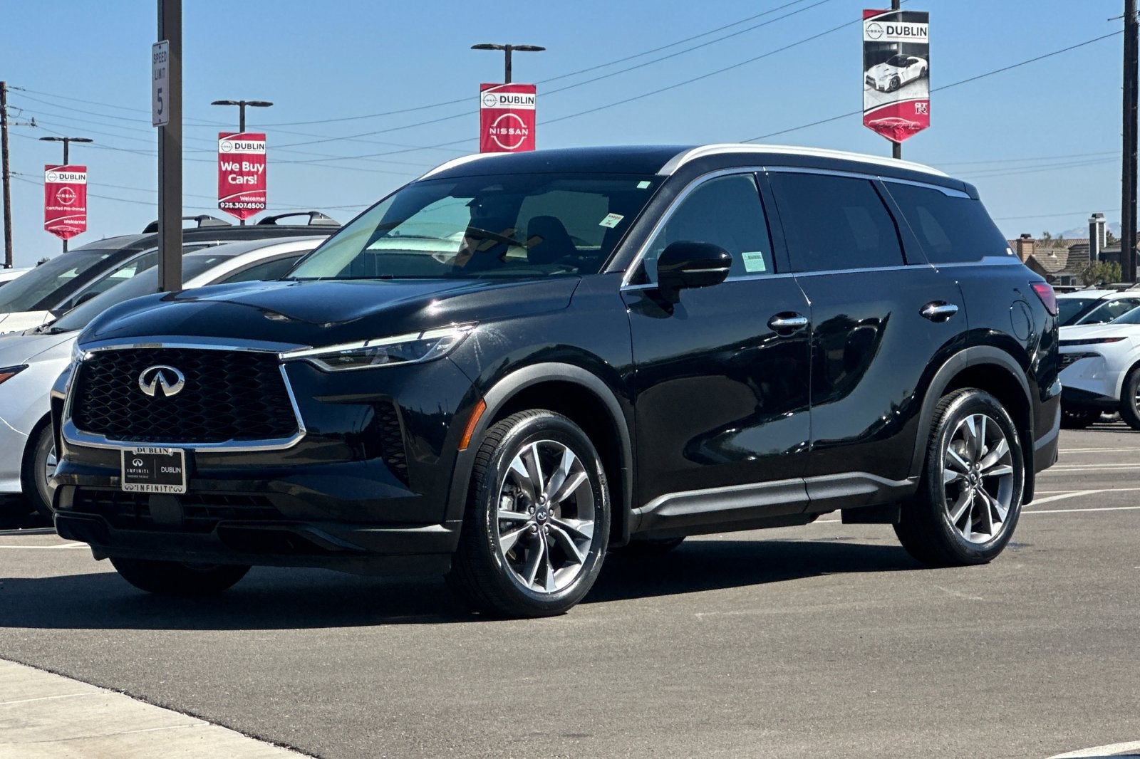 2023 INFINITI QX60 LUXE FWD