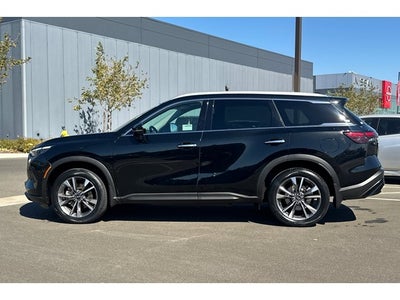 2023 INFINITI QX60 LUXE FWD