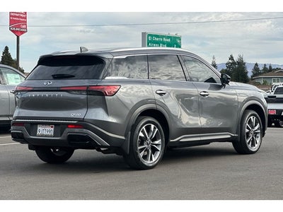 2023 INFINITI QX60 LUXE FWD