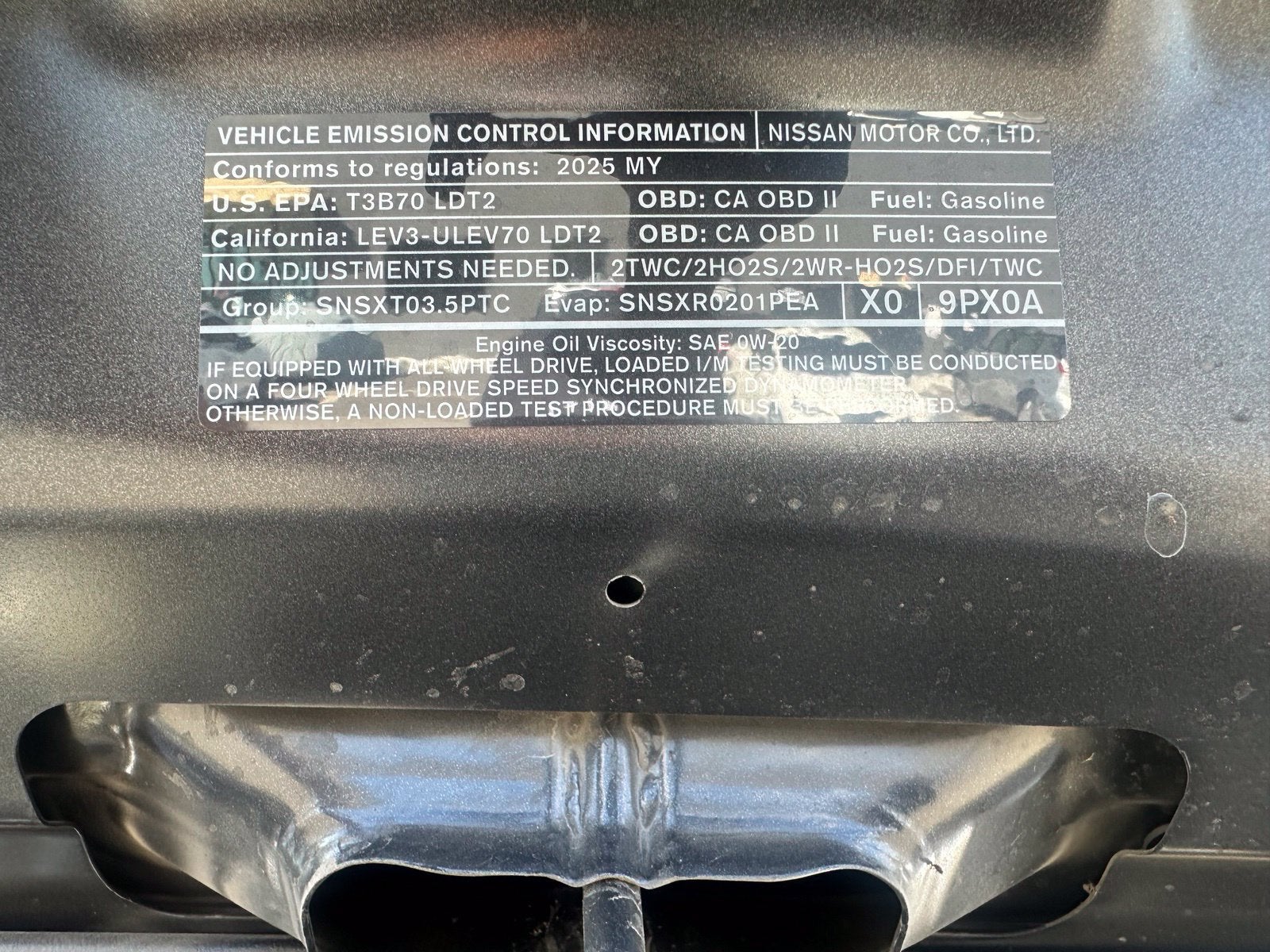 2025 Nissan Pathfinder SV