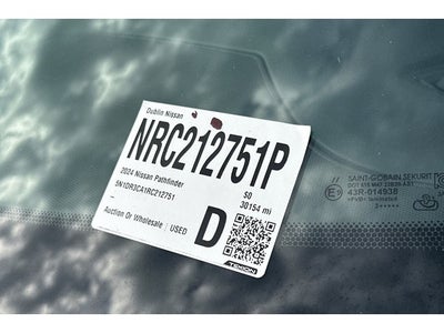 2024 Nissan Pathfinder SL