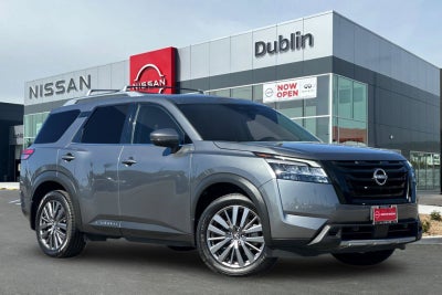 2023 Nissan Pathfinder SL