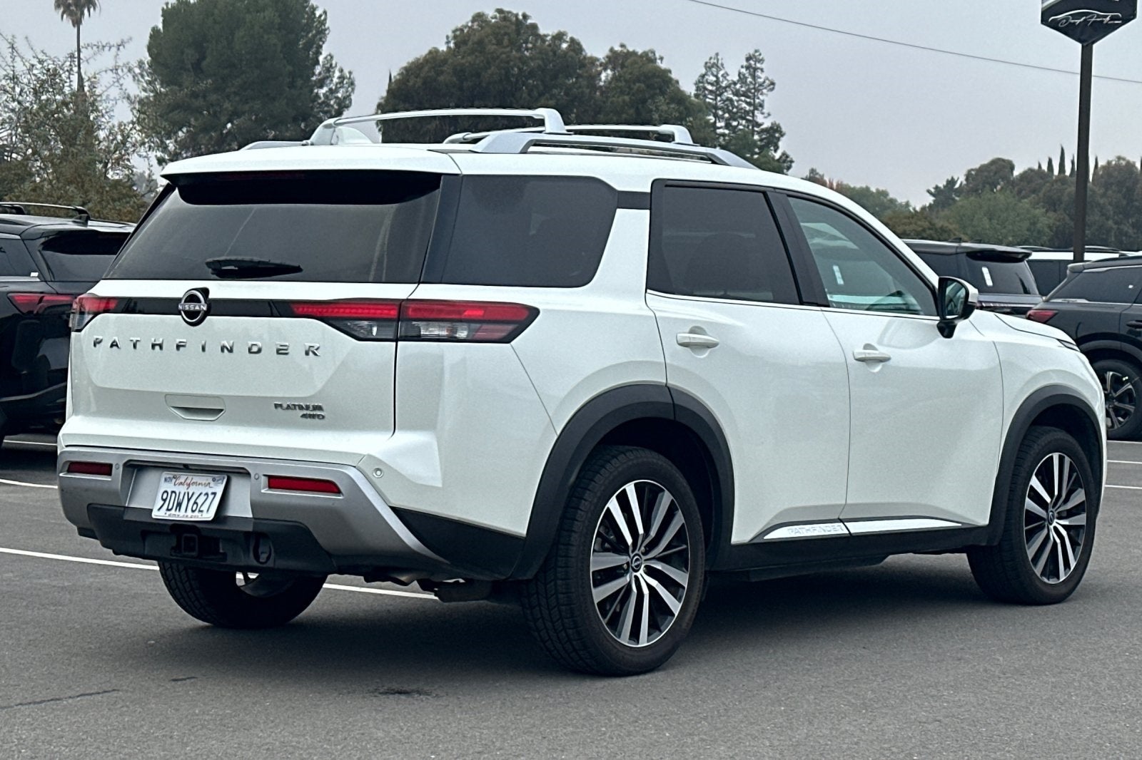 2023 Nissan Pathfinder Platinum